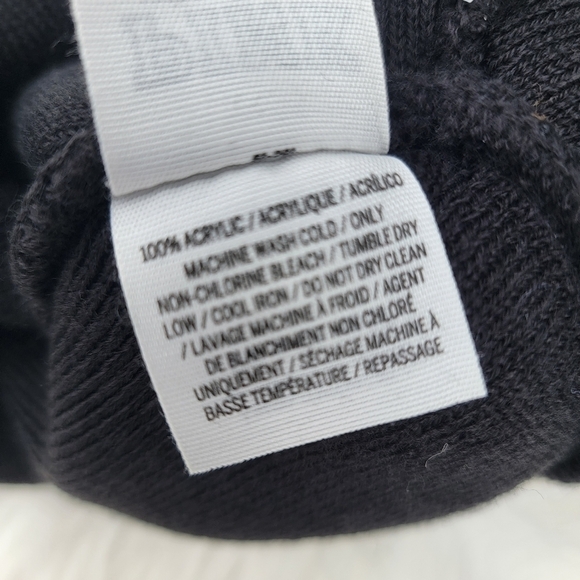 2/$20 PINK Victoria's Secret Pom Pom Winter Hat - Picture 5 of 5